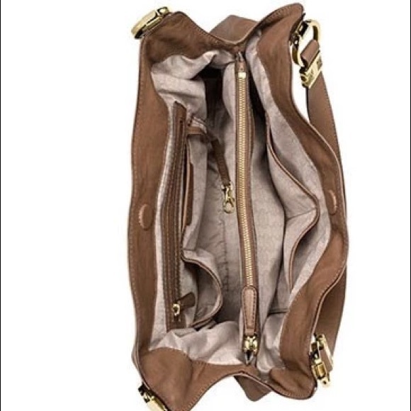 Michael Michael Kors MATILDA SHOULDER TOTE - Picture 2 of 6